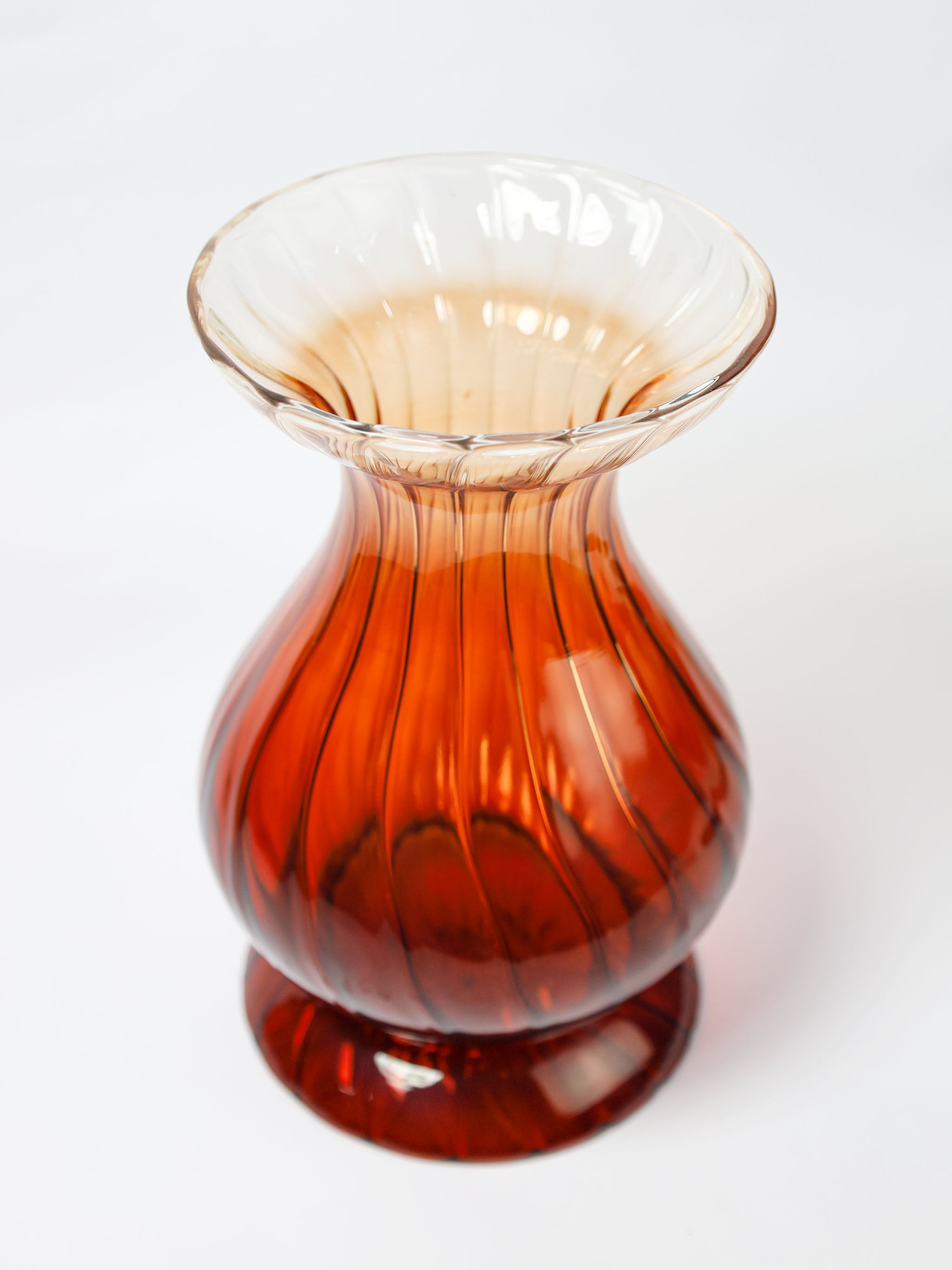 Bhumi Vase Red Ombre